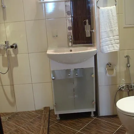 Georgos Apartament *